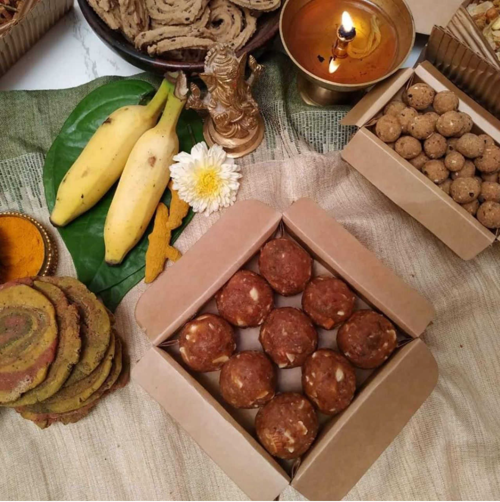 Dry Fruit Laddu | 25 Pcs | Made from Premium Dates, Dry Fruits & Nuts