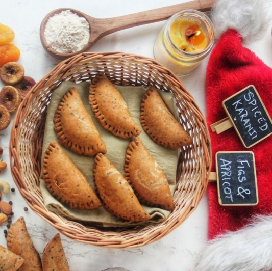 Spiced Figs & Apricot Stuffed Karanji | 15-17 Pcs | Made with Premium Dry Fruits & Nuts