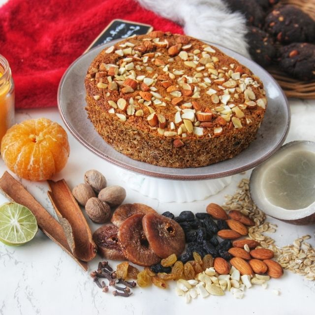 Gluten-Free Plum Cake - Rich Fruit & Nut Christmas Cake - Fruit Sweetened, Alcohol-free, Plant-based - 550g